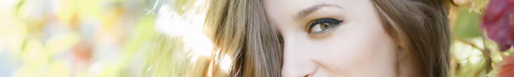 How to seduce someone using your eyes