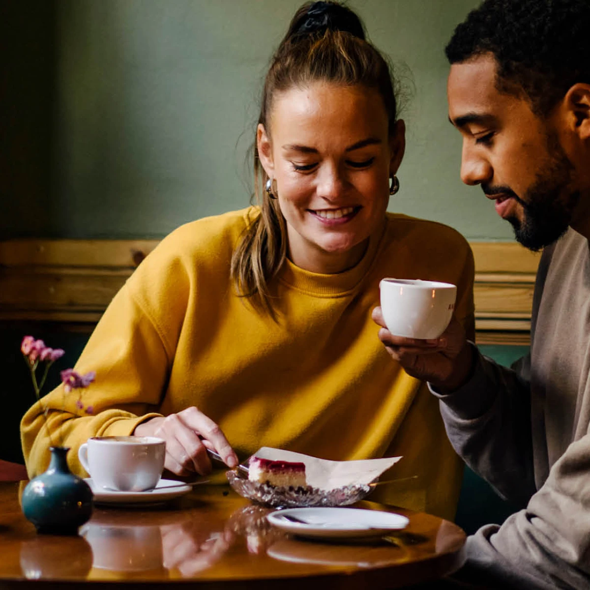 safe online dating